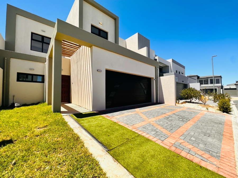 3 Bedroom Property for Sale in Sandown Western Cape